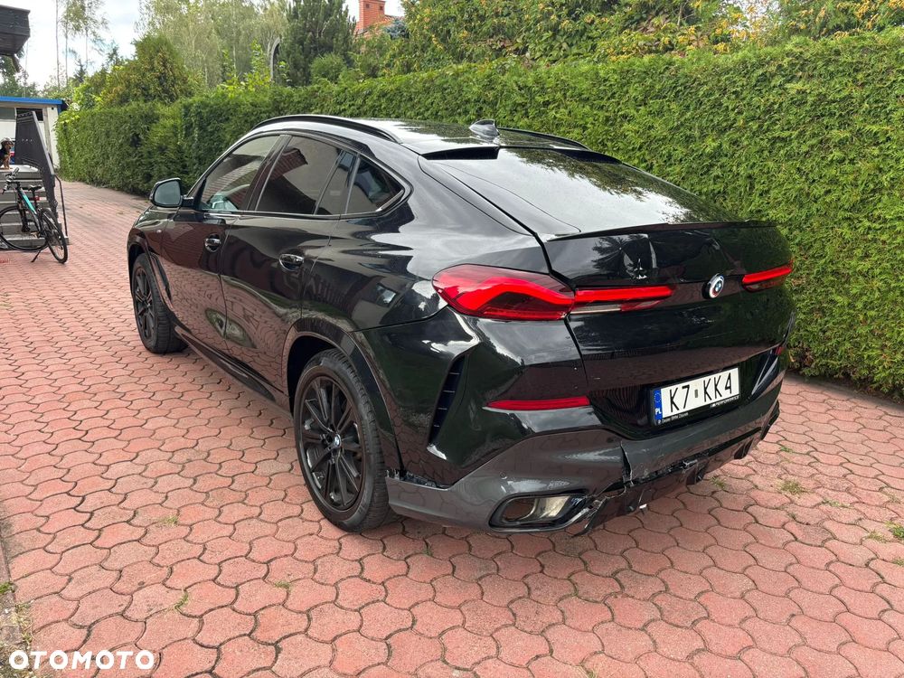 BMW X6 xDrive40i mHEV - 3