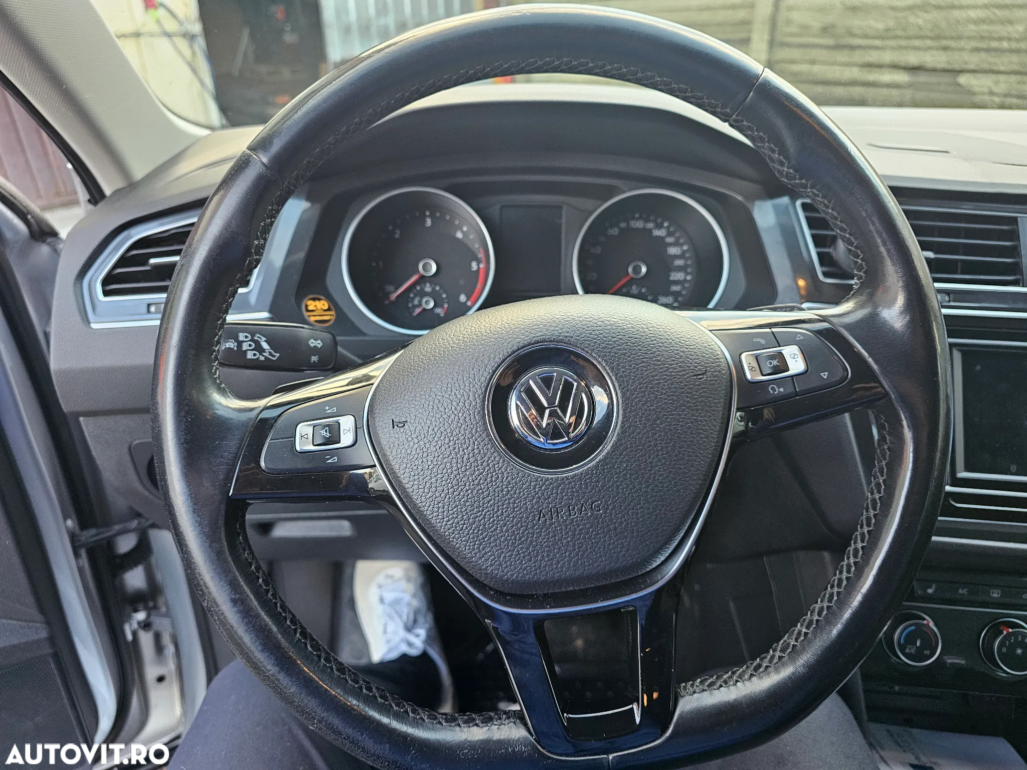 Volkswagen Tiguan 2.0 TDI 4Mot DSG Comfortline - 5