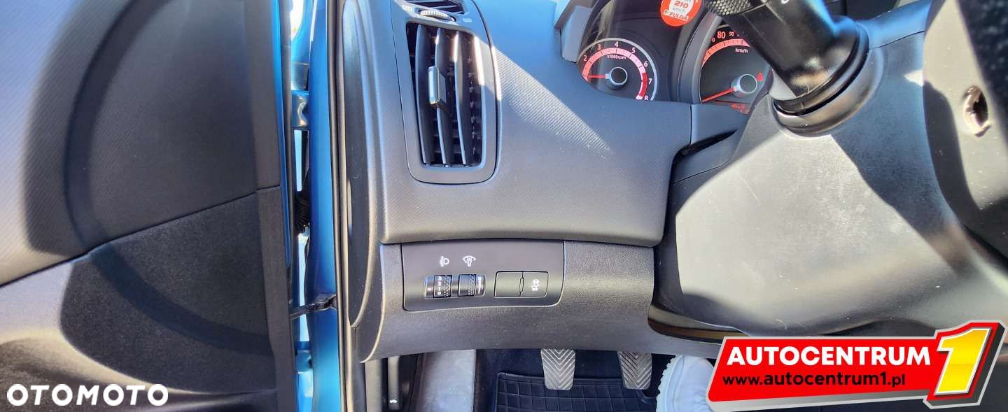 Kia Ceed - 21