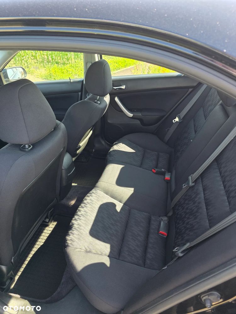 Honda Accord 2.0 Comfort - 13