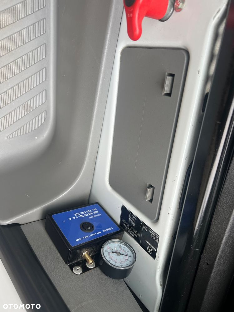Mercedes-Benz Sprinter auto laweta - 9