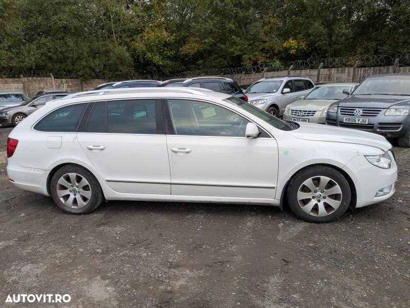 Dezmembrari / Dezmembrez Skoda Superb II Combi (3T5) 1.6 TDI CAYC cutie viteze manual cod culoare LF9E - 3