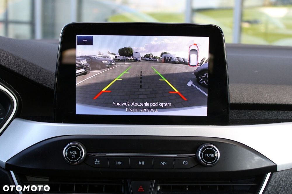 Ford Focus 1.5 EcoBlue Connected - 18