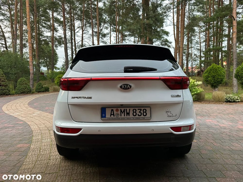 Kia Sportage 1.7 CRDI 2WD ISG Dream-Team Edition - 16
