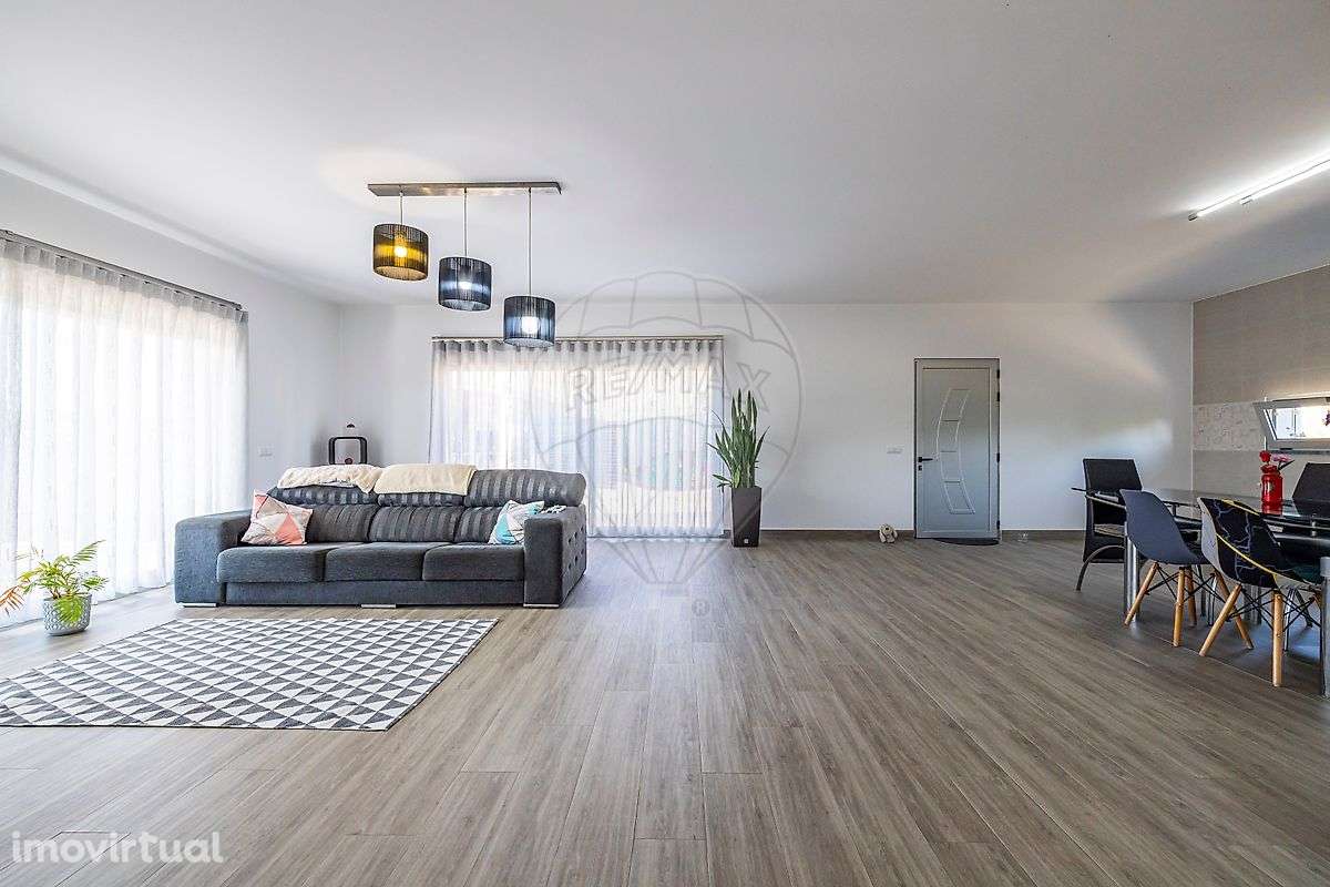 Moradia T3 para venda - Grande imagem: 2/29