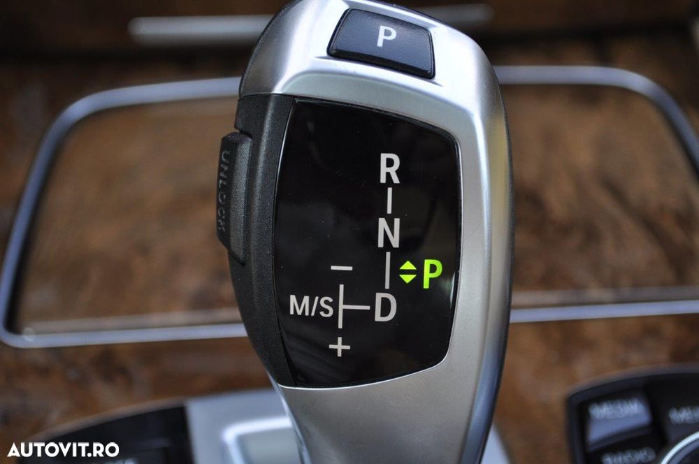 BMW Seria 7 750Ld xDrive - 30