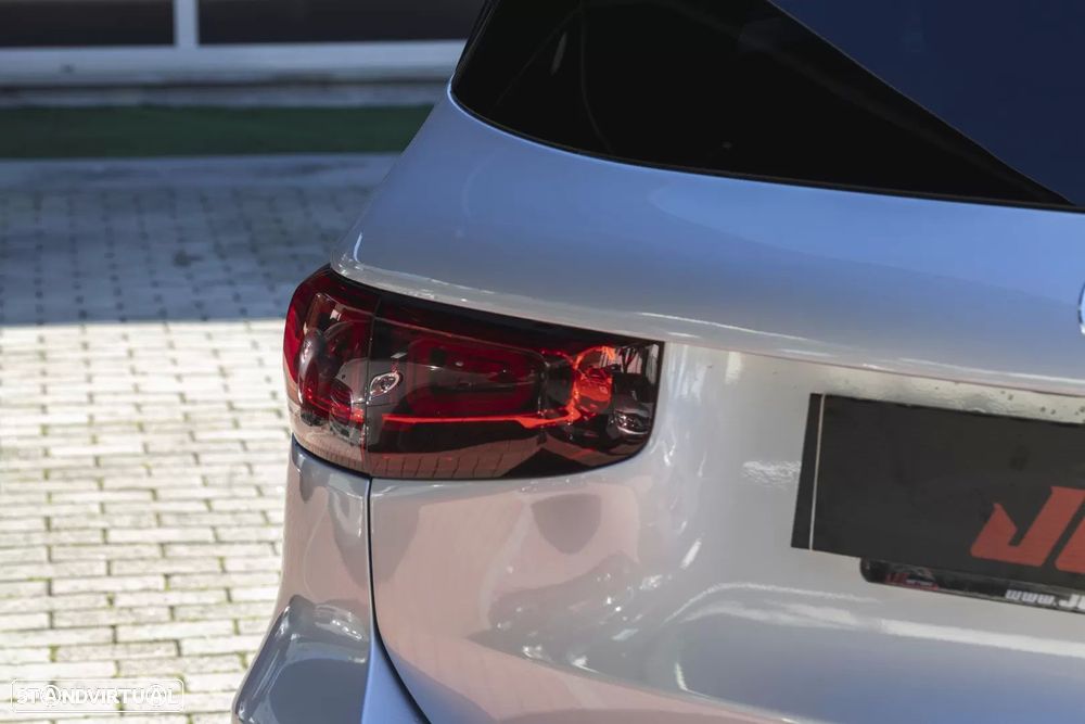 Mercedes-Benz GLB 180 d AMG Line - 32