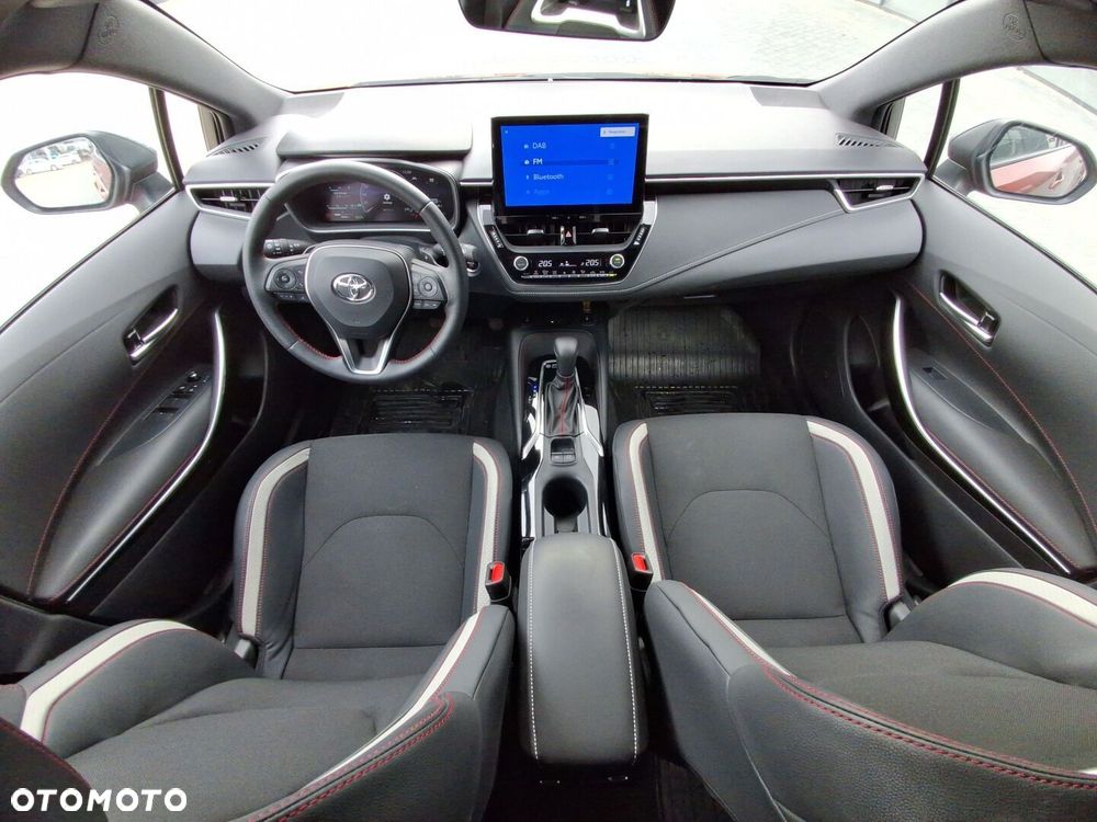 Toyota Corolla - 15
