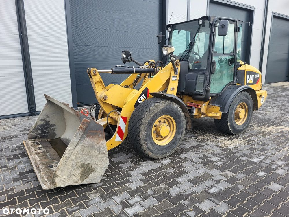 Caterpillar 906H / z Niemiec /