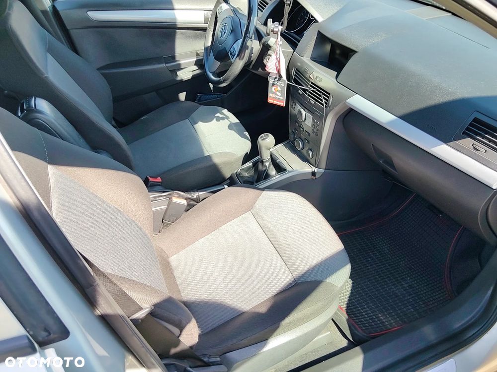 Opel Astra 1.6 Enjoy - 8