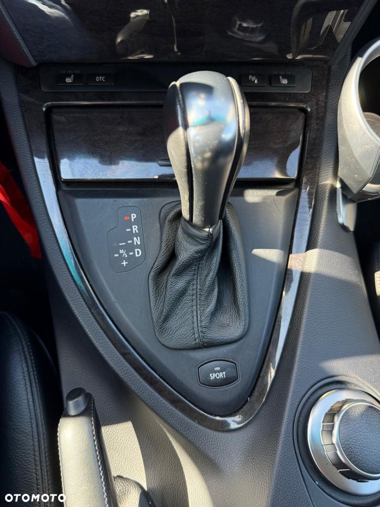 BMW Seria 6 650 i - 25