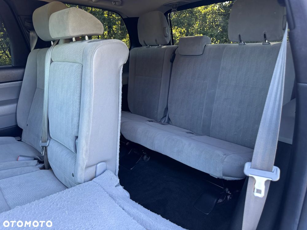 Toyota Sequoia - 19