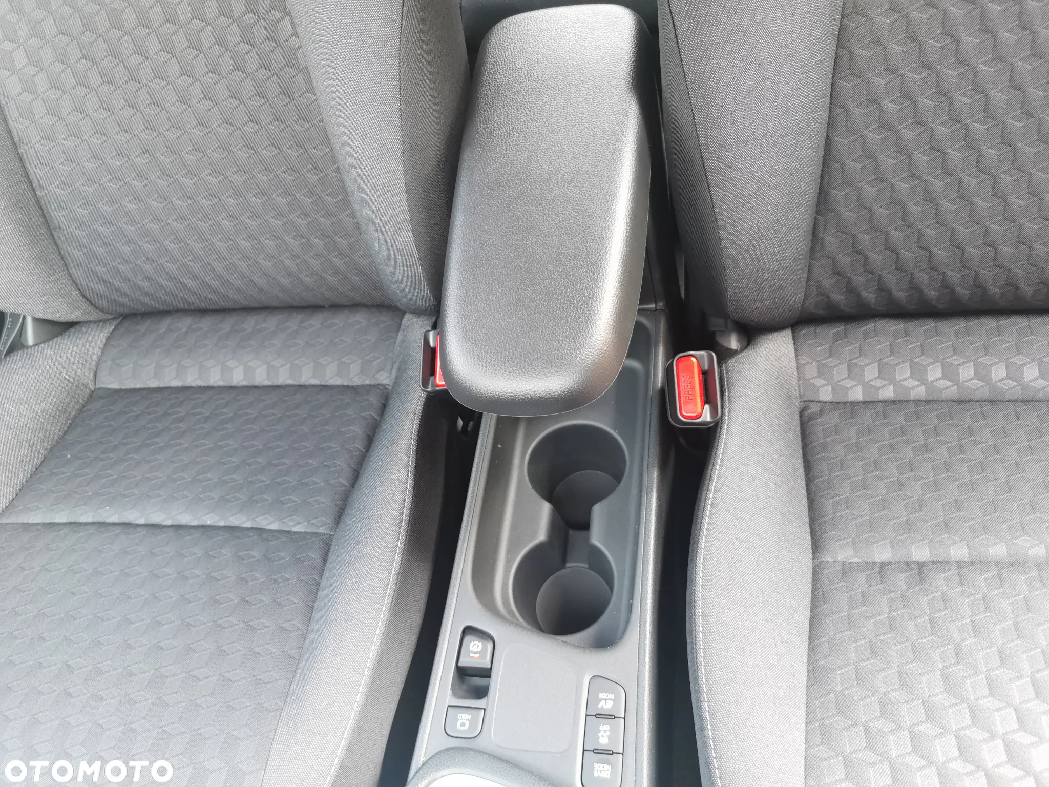 Mazda 2 - 31