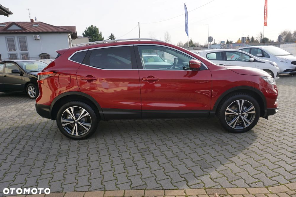 Nissan Qashqai 1.2 DIG-T N-Connecta Xtronic EU6 - 9