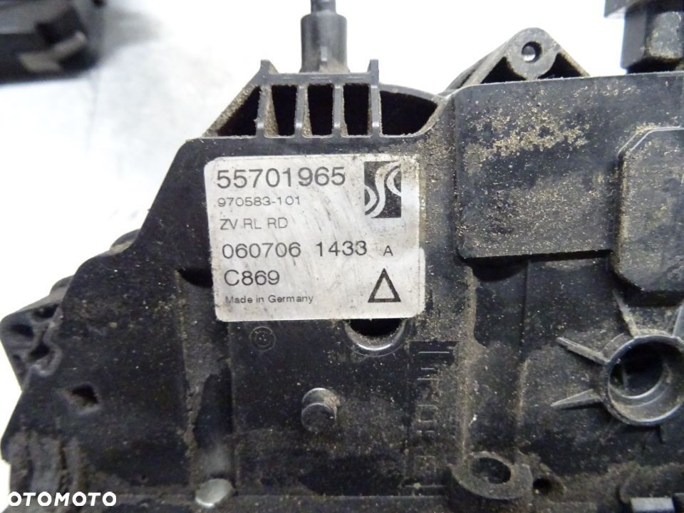 FIAT GRANDE PUNTO HB 5D 05-09 1.3JTD ZAMEK DRZWI PRAWY PRZÓD - 5