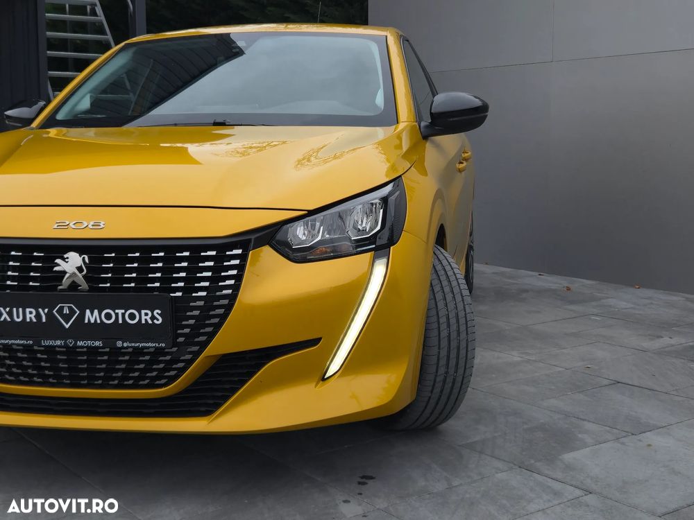 Peugeot 208 1.2 L PureTech STT Allure Pack - 35