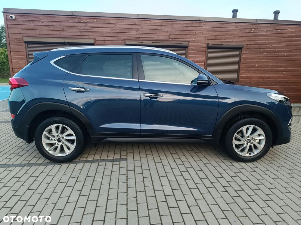 Hyundai Tucson 1.6 GDI BlueDrive Style 2WD - 25