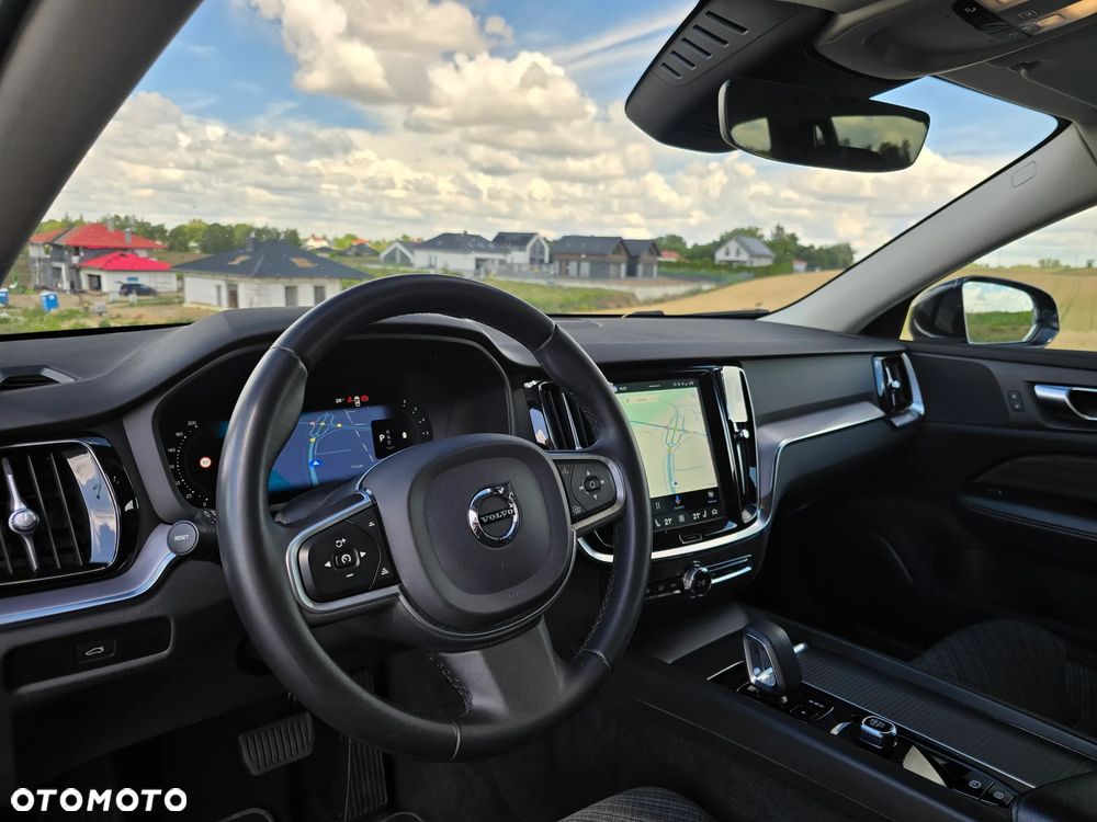 Volvo V60 B4 D Core - 16