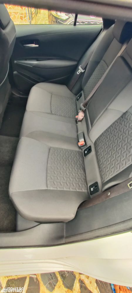 Toyota Corolla 1.8 HSD Dynamic - 14