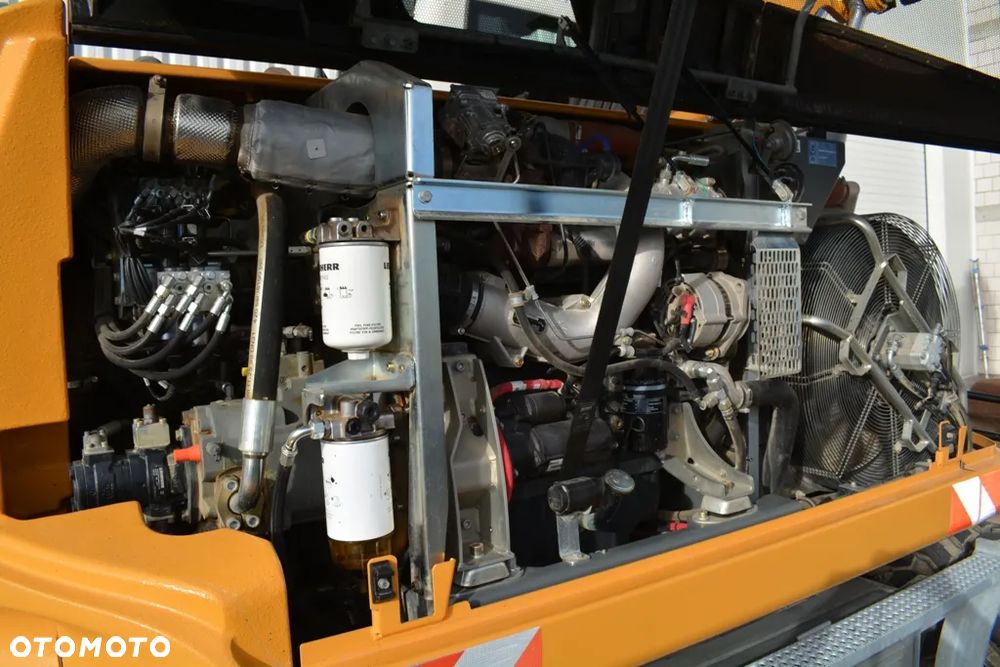 Liebherr A 918 Compact - 17