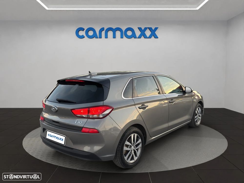 Hyundai i30 1.6 CRDI STyle - 6