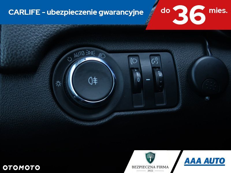 Opel Insignia - 19
