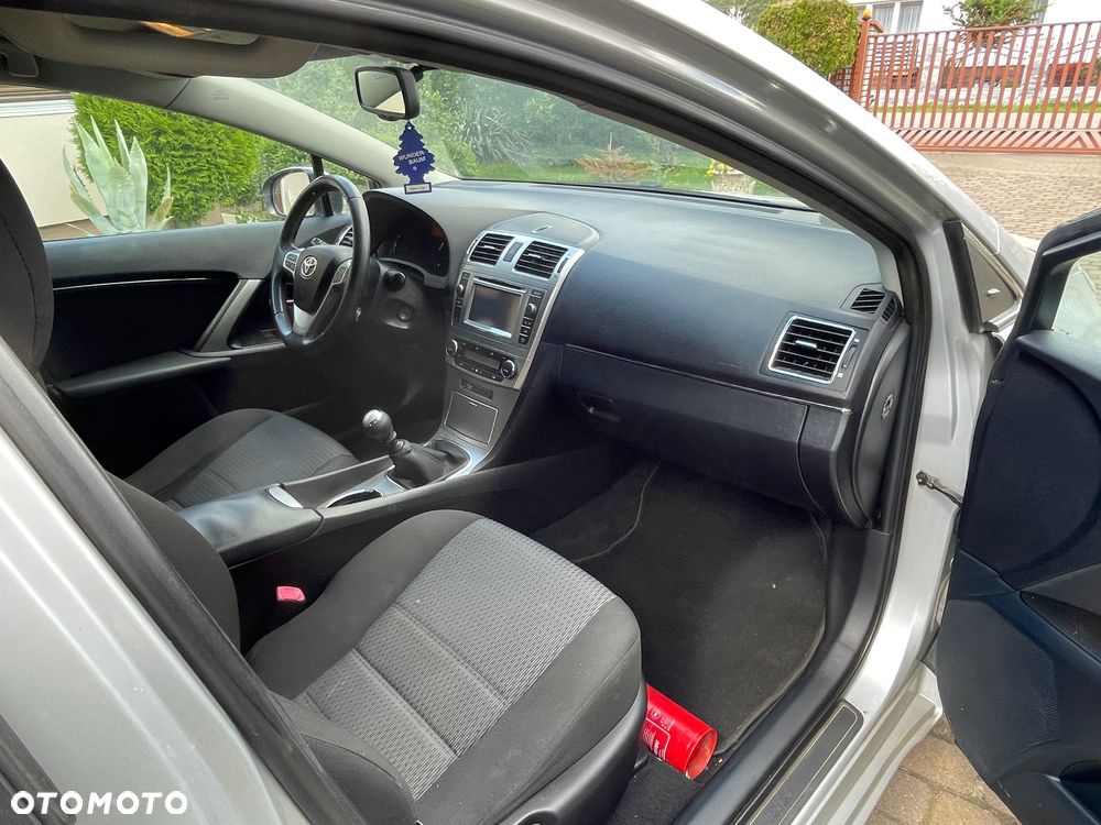 Toyota Avensis 1.6 Edition (2014) - 22