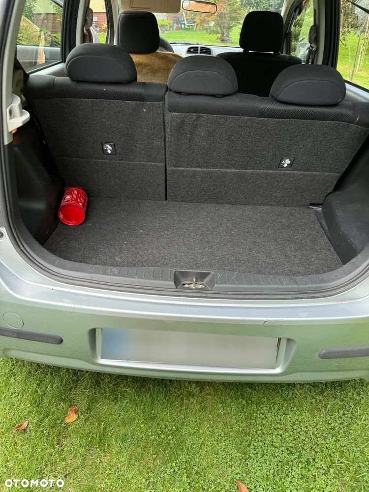 Subaru Justy - 9