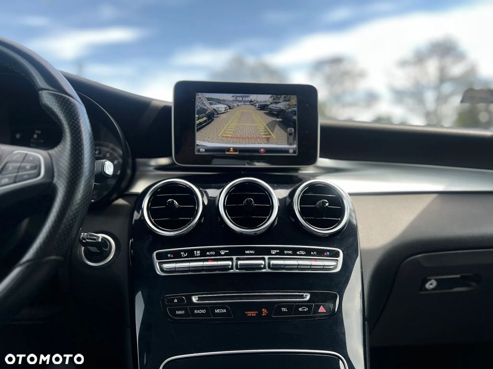 Mercedes-Benz GLC 250 4Matic 9G-TRONIC - 27