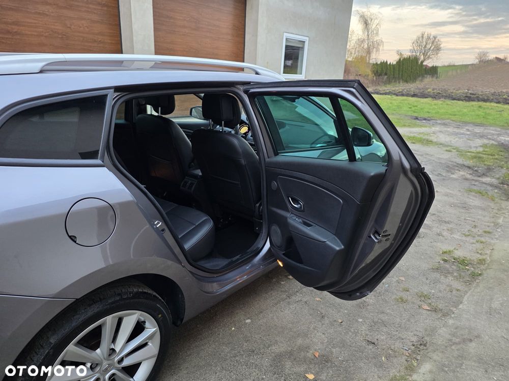 Renault Megane 2.0 140 CVT Dynamique - 12