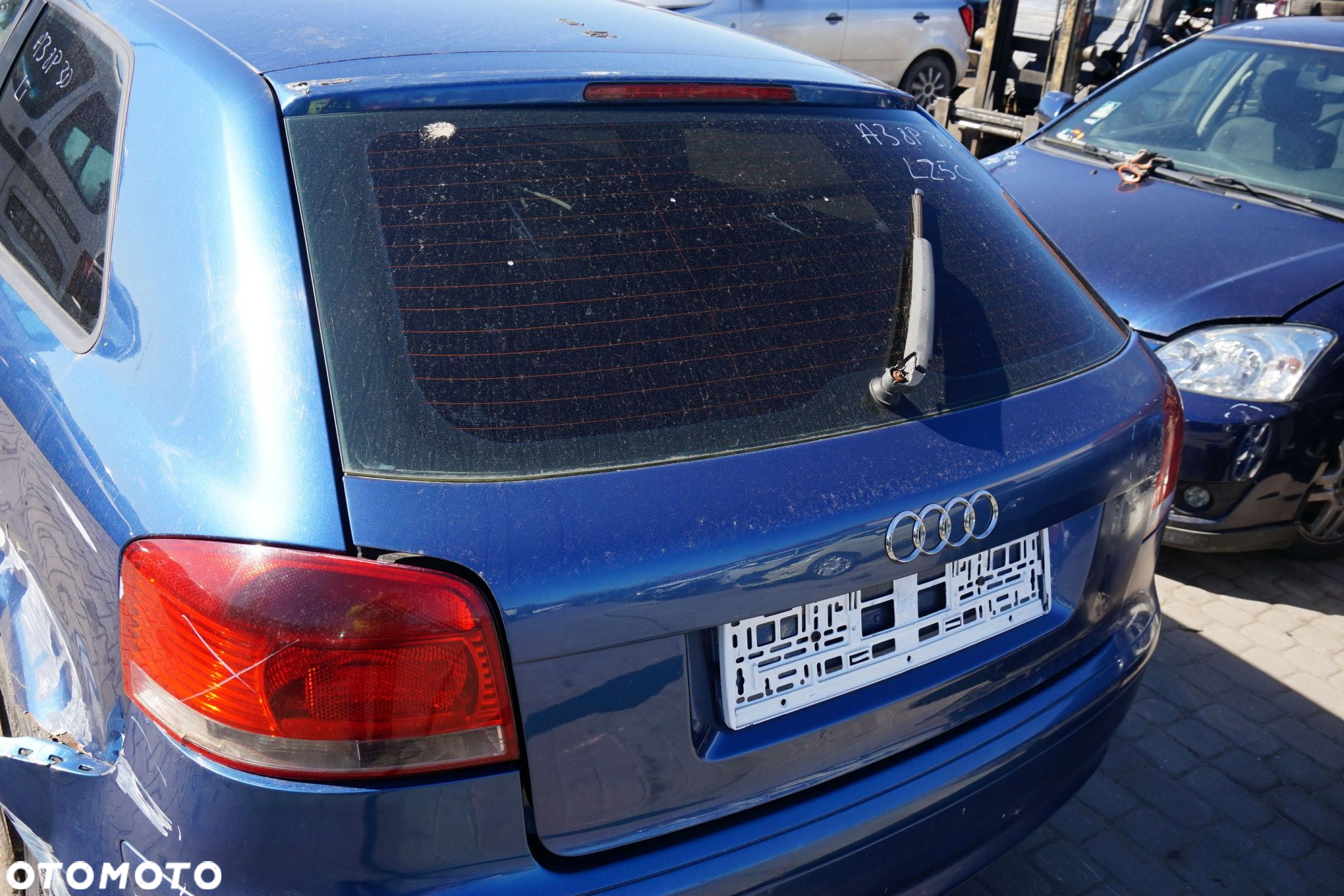 KLAPA BAGAŻNIKA TYLNA A3 8P 3D HB LZ5C  NIEBIESKI AUDI 2003-2008 - 2