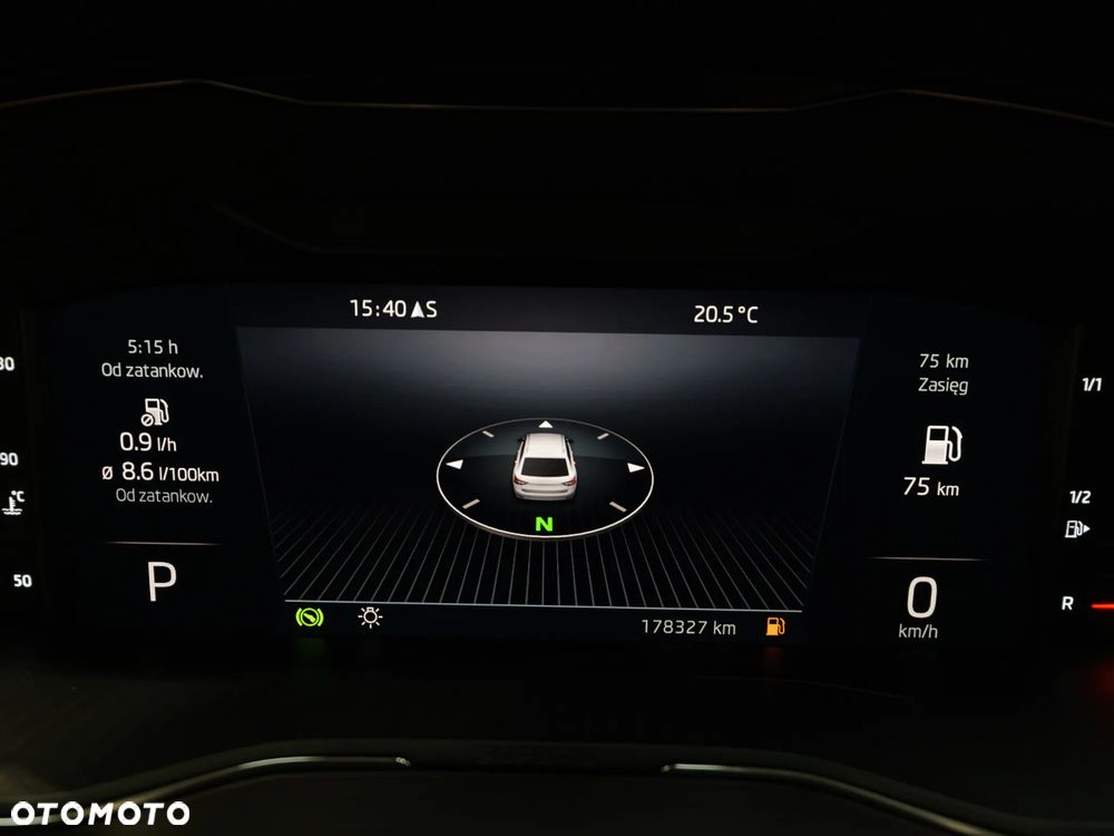 Skoda Superb 2.0 TSI Style DSG - 26