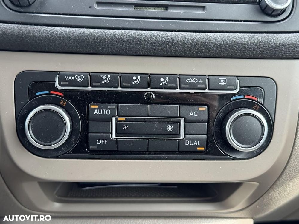 Volkswagen Golf Plus - 17