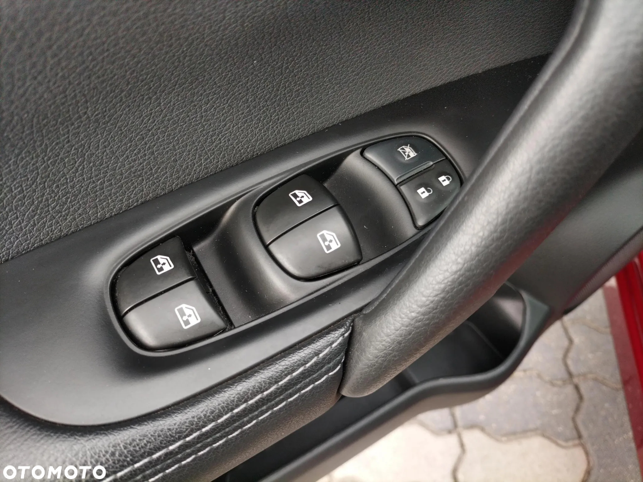 Nissan Qashqai 1.3 DIG-T N-Connecta DCT - 19