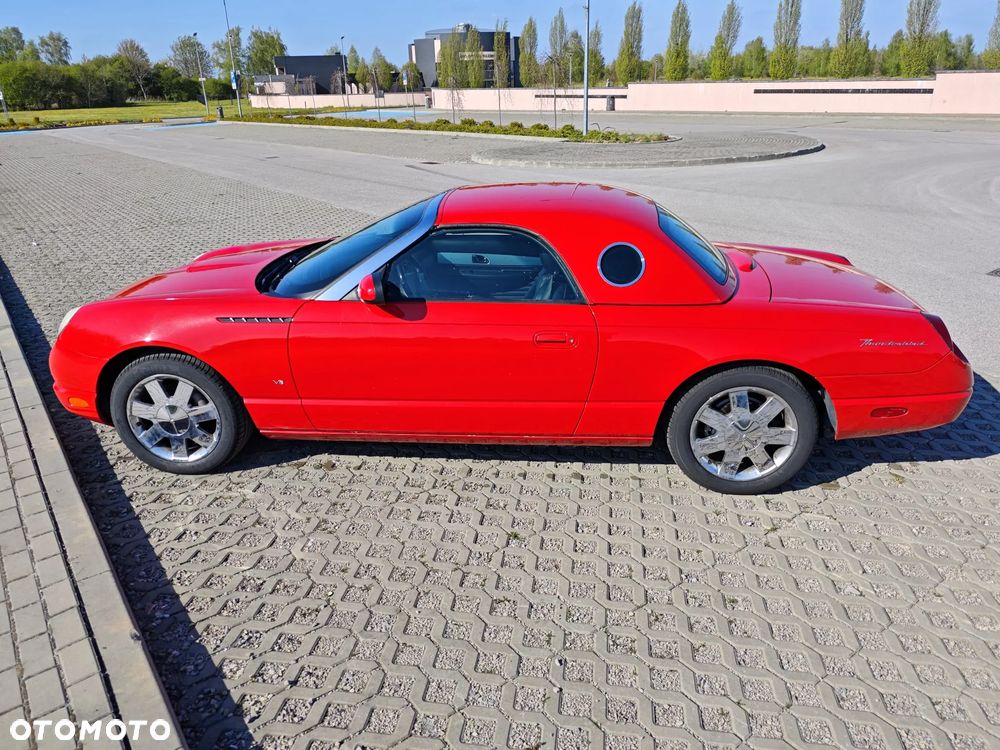Ford Thunderbird - 4