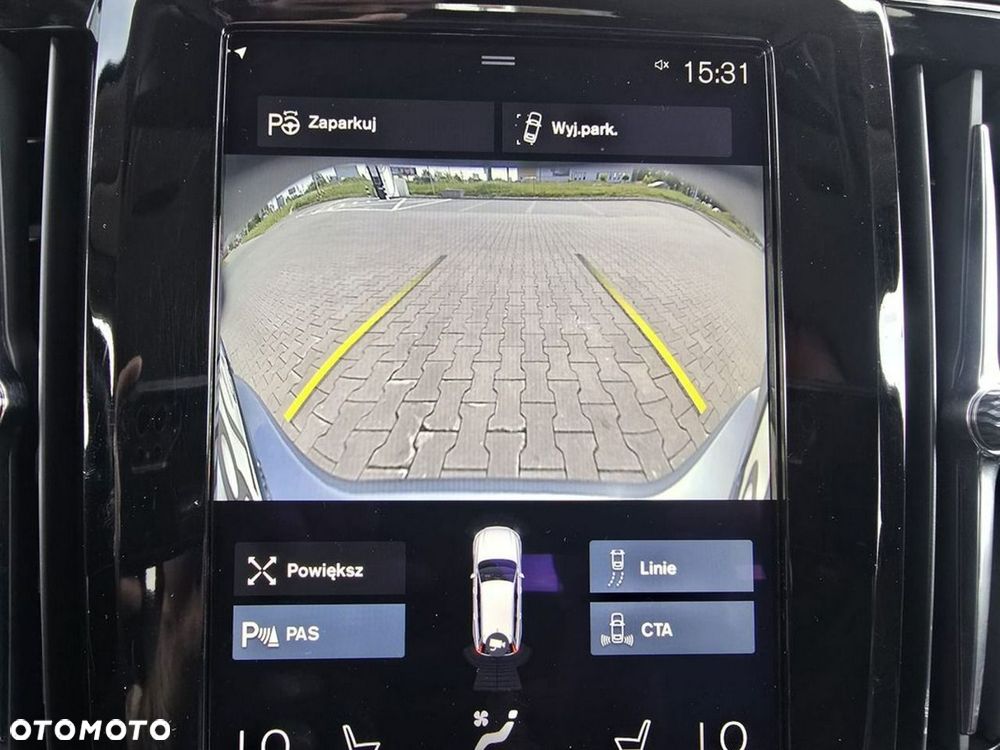 Volvo V90 Cross Country D4 AWD - 33