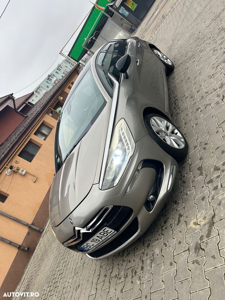 Citroën DS5 2.0 HDI BVM6 So Chic - 5