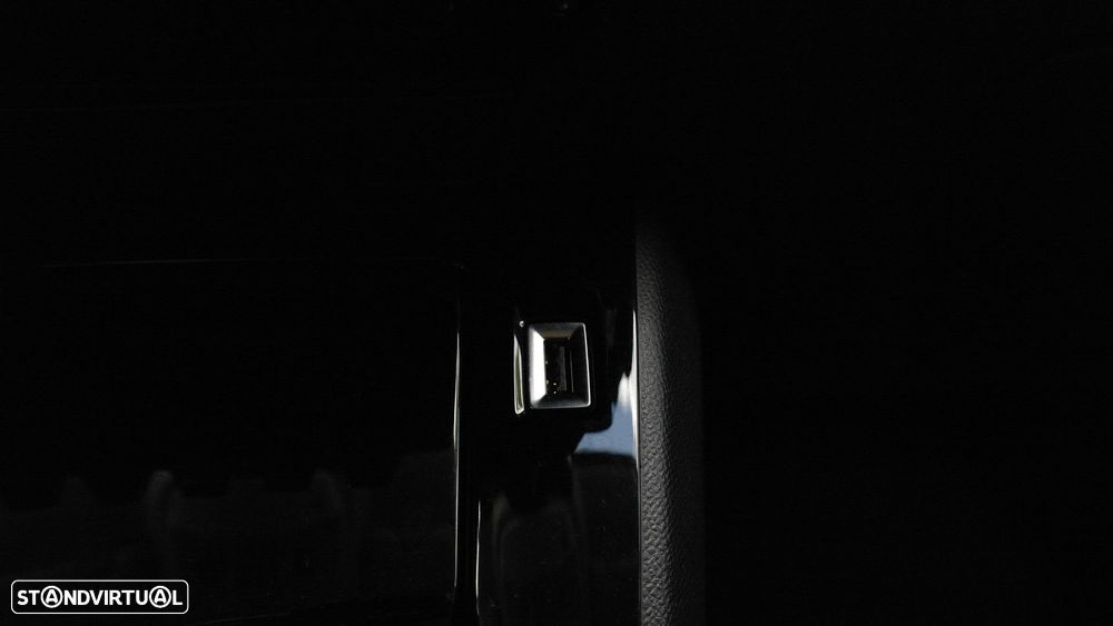 Peugeot e-208 50 kWh Active - 54