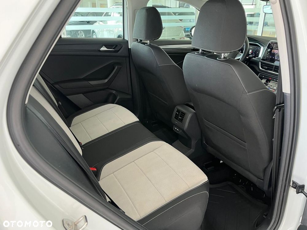 Volkswagen T-Roc 1.5 TSI Style - 37