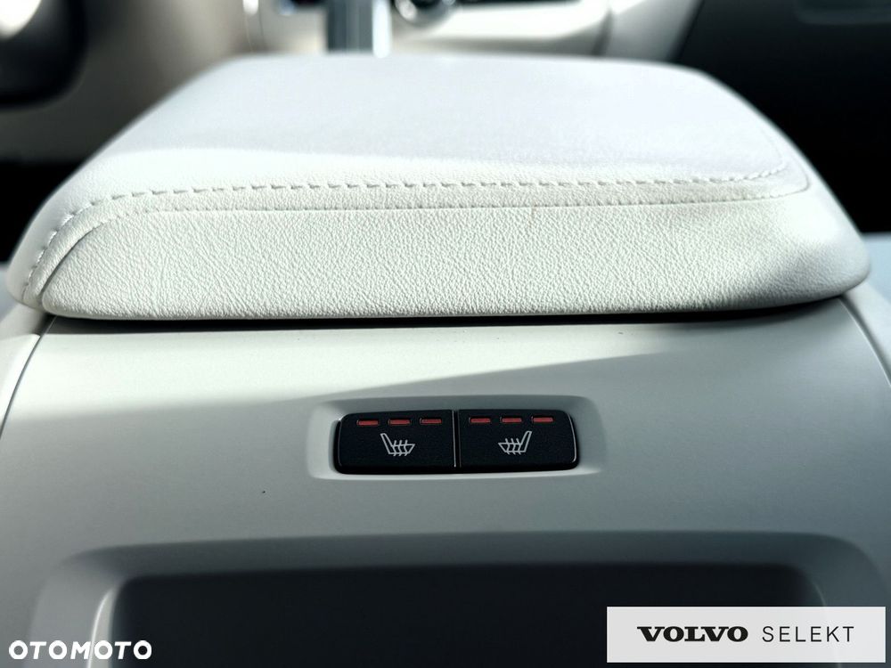 Volvo XC 60 - 21