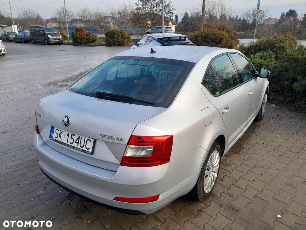 Skoda Octavia 1.4 TSI Elegance DSG - 2