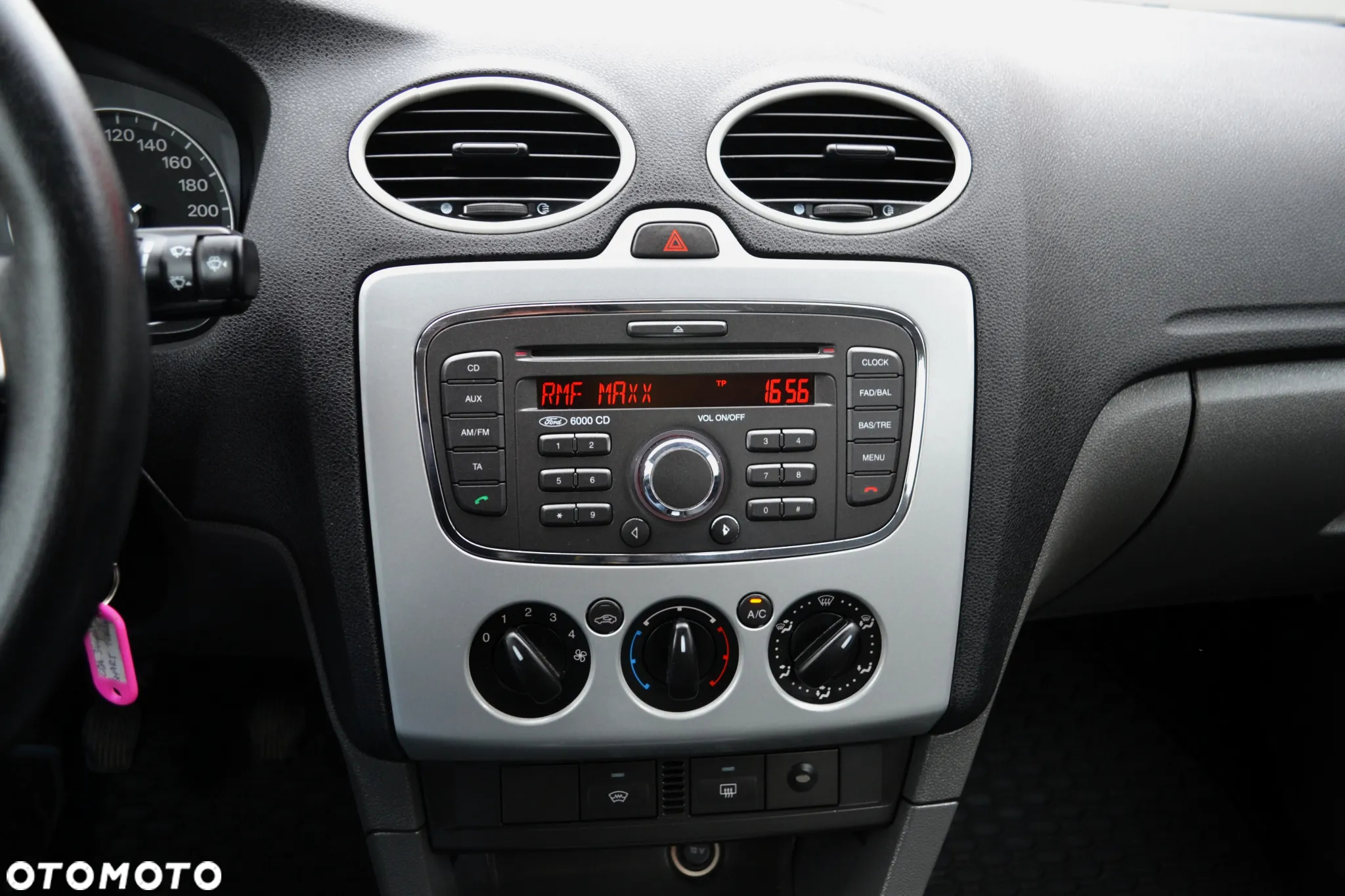 Ford Focus 1.6 Gold X - 16