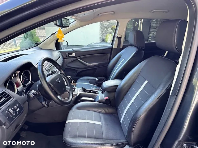 Ford Kuga 2.0 TDCi Titanium - 10