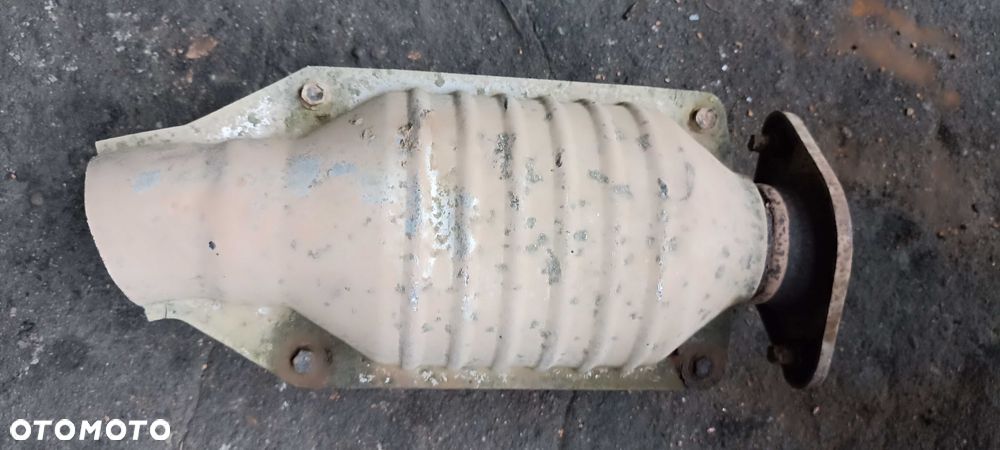 katalizator kat suzuki vitara 1.6 b  65J-C02 - 2