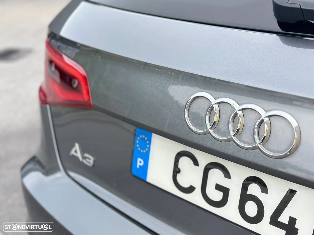Audi A3 Sportback 2.0 TDI S line Sport Pack - 16