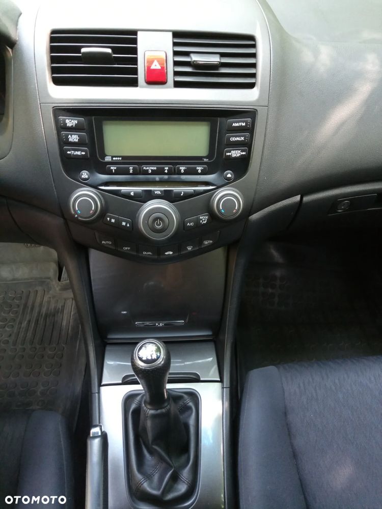 Honda Accord - 16