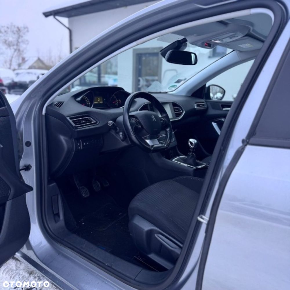 Peugeot 308 - 15