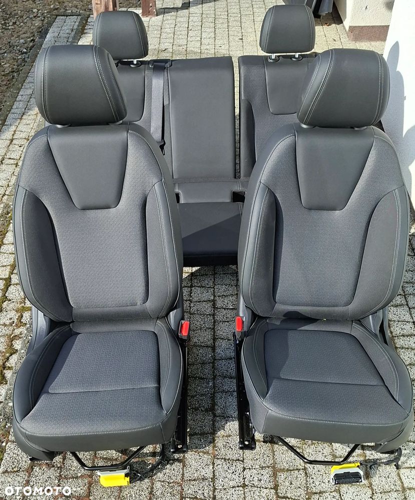 Komplet fotele Buick Encore GX - 2