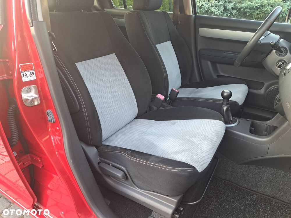 Suzuki Swift 1.3 Comfort dance - 11