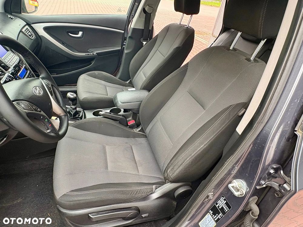 Hyundai i30 1.4 Comfort - 16